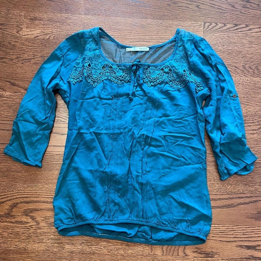 y2k teal aquamarine floral embroidered peasant top medium